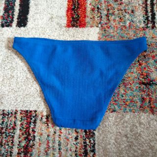 Bikini bandeau azulón - Talla M 90B
