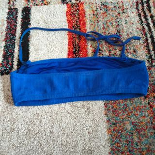 Bikini bandeau azulón - Talla M 90B