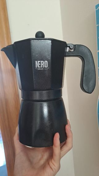Cafetera italiana de aluminio Nero