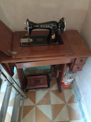 Máquina coser Singer Antigua