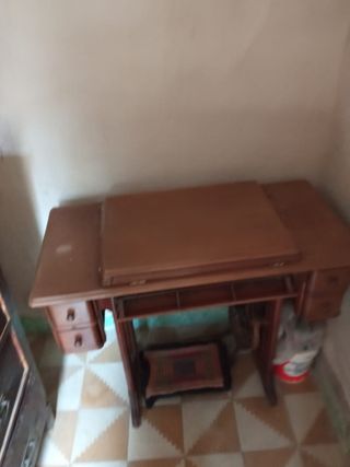 Máquina coser Singer Antigua
