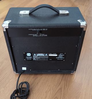 Amplificador Bajo Academy Stage 25B