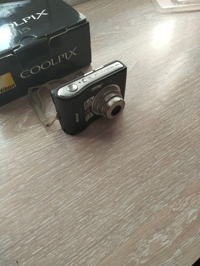 Nikon Coolpix L15 - Cámara digital