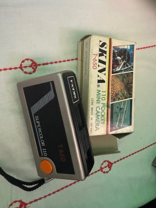 SKINA T-650 Cámara Mini Pocket 110