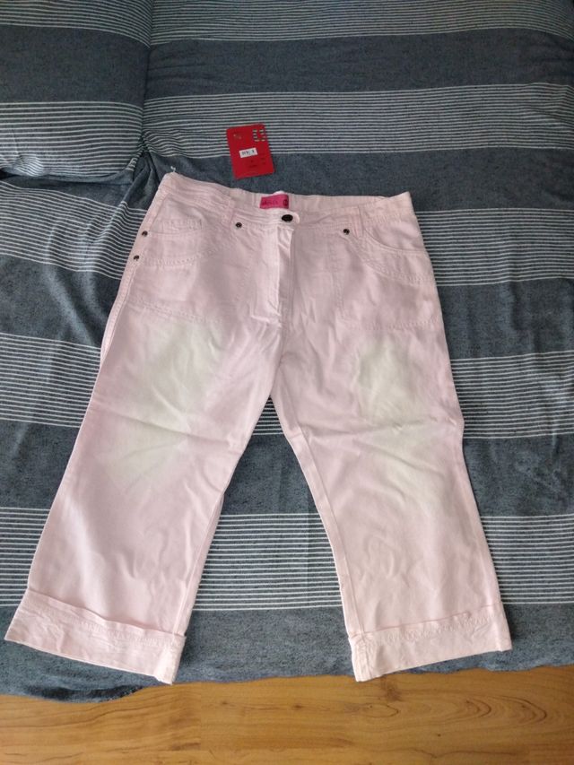 Pantalón pirata niña rosa claro