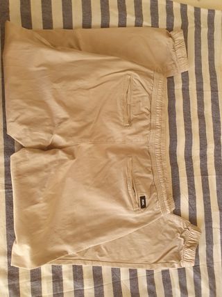 Pantalón Zara 
