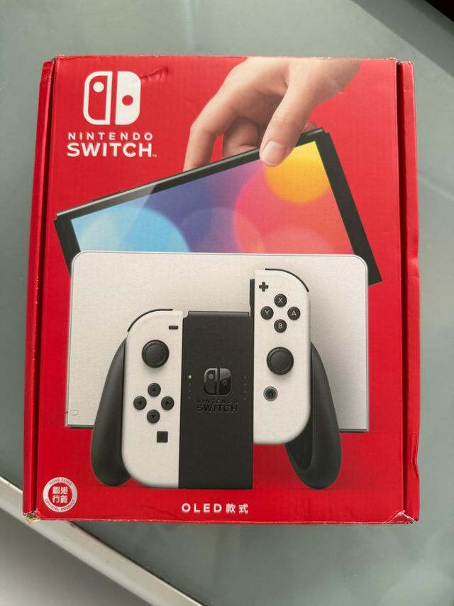 Nintendo Switch OLED + Regalo