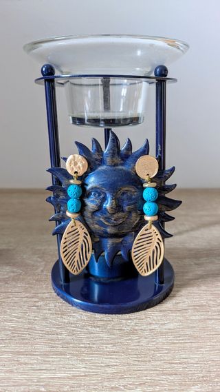 Pendientes dorados y turquesa