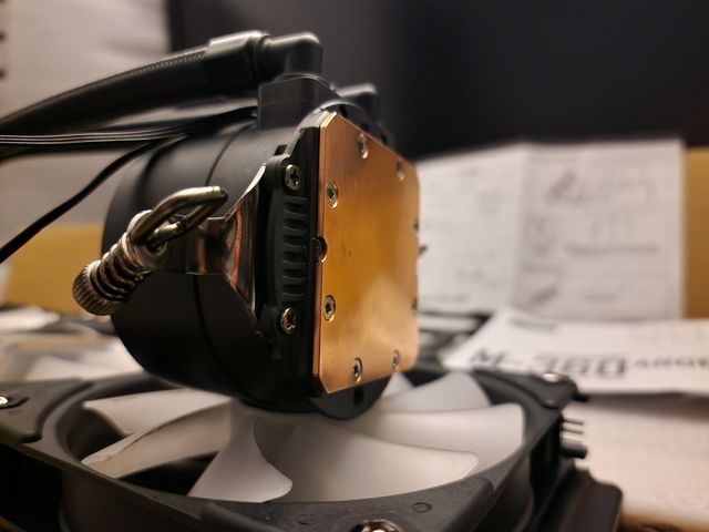 300W TDP Sistema Refrigeración Líquida 360 AIO RGB