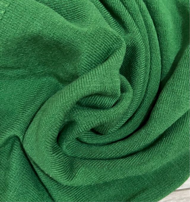 Jersey manga larga verde talla L mujer