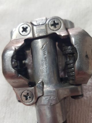 Pedales Shimano MT520
