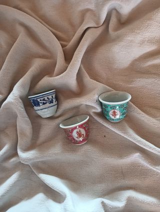 3 Tazzine Porcellana Dipinte a Mano
