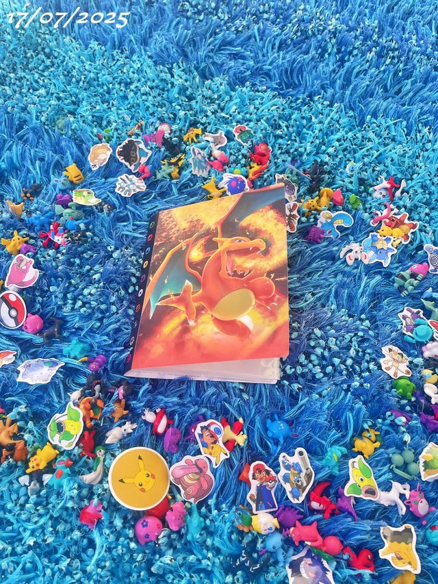 album pokemon charizard reflectante 240 cartas
