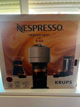 Cafetera Nespresso Krups Vertuo Next Roja