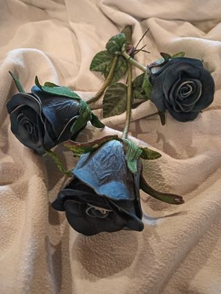 3 Rose blu finte