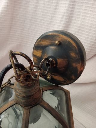 Farolillo metálico antiguo