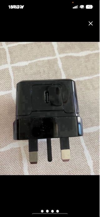Cargador Goji 20W USB-C UK