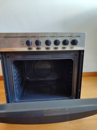Horno más vitrocerámica más campana integrable
