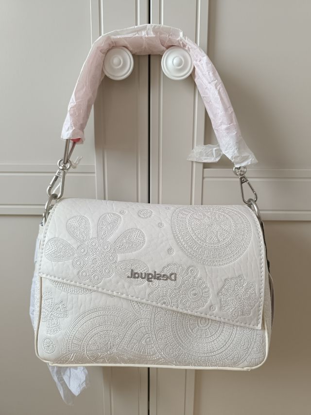 Bolso y monedero a juego