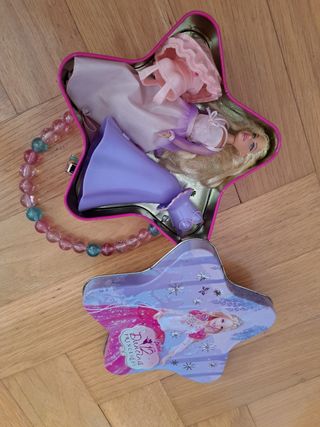 Muñeca Barbie Princesa + Lata