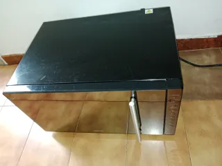 Microondas Koenic, como nuevo