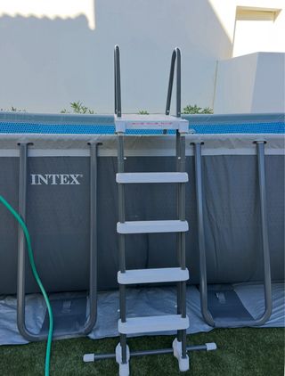 Piscina Intex Ultra XTR desmontable