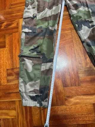 Mono militar ignifugo camuflaje