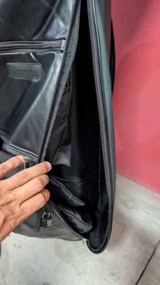 Bolsa golf piel Mercedes Benz