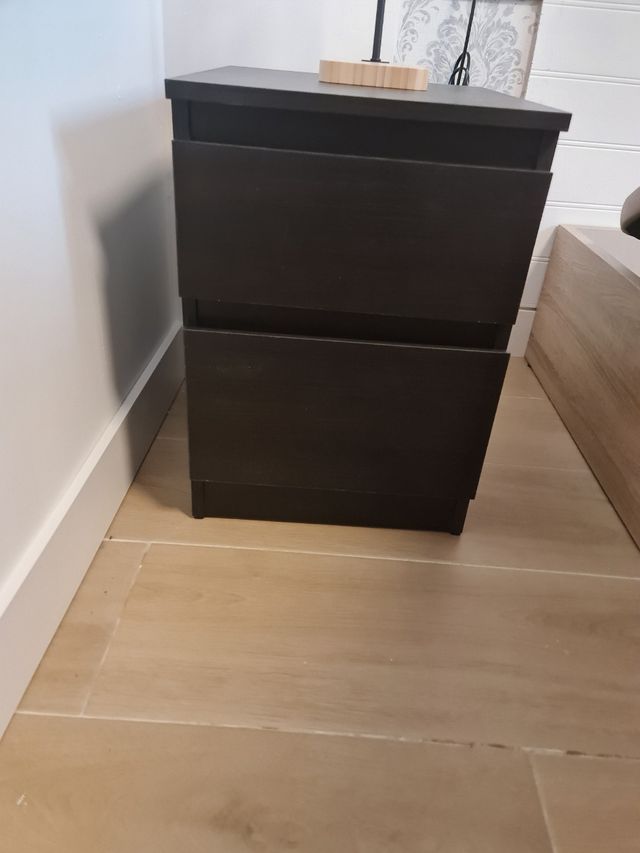 Mesitas noche 2 cajones - negra