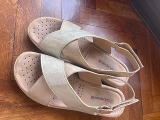 Sandalias Wuapas beige-plata 38