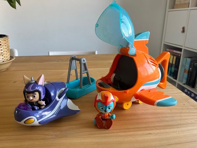 Super Wings: Juguetes de Avión y Submarino