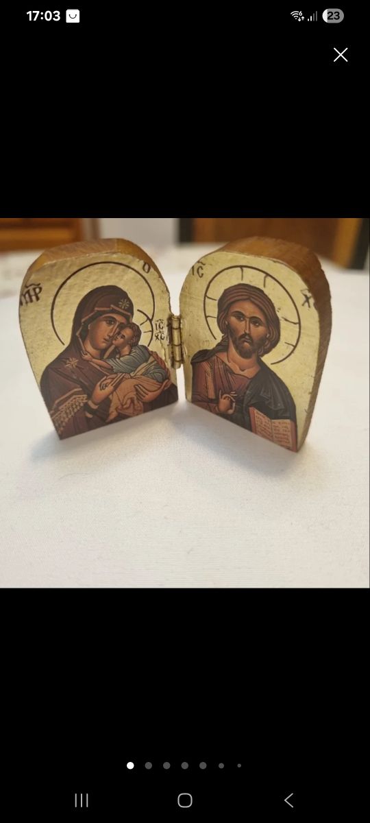 Icono díptico religioso madera