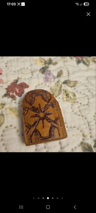 Icono díptico religioso madera