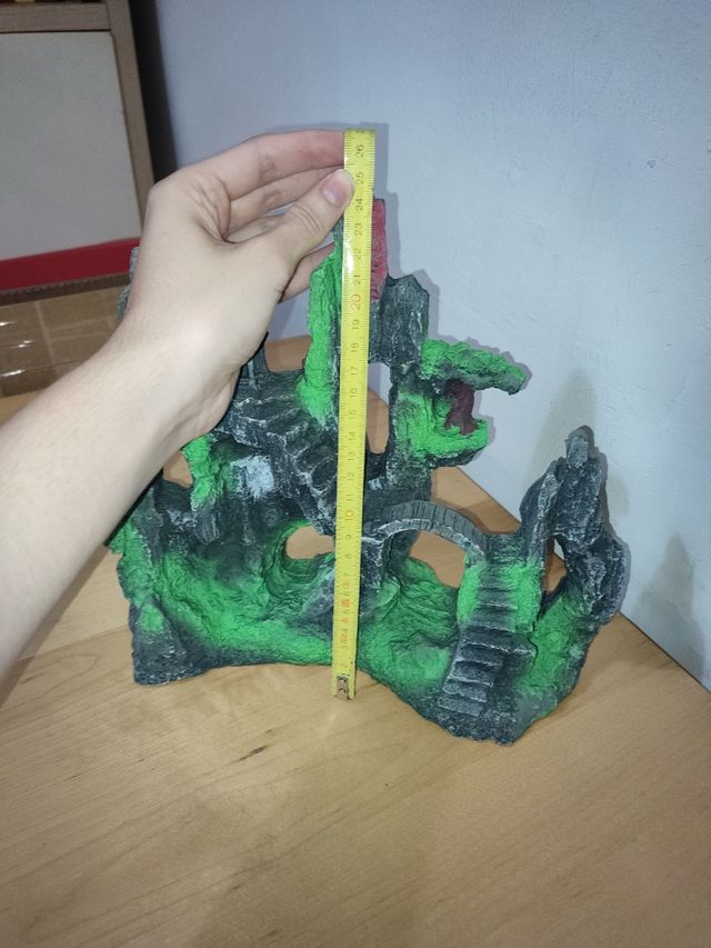 Decoración acuario piedra gris-verde roca