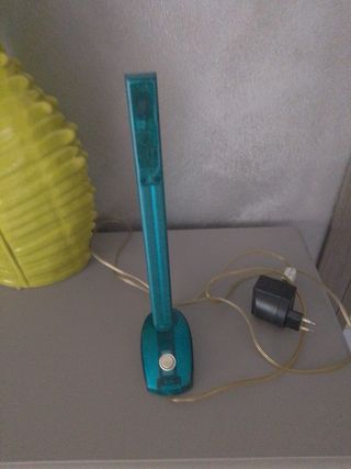 Lampada da tavolo Artemide verde micro light 