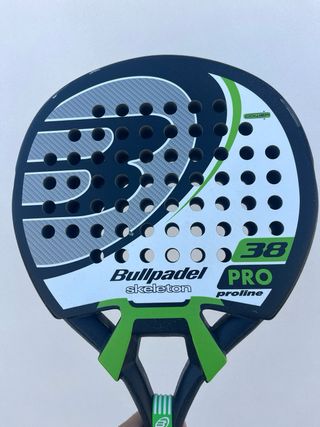 Pala Bullpadel Skeleton Pro 38