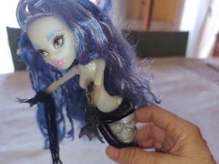 MUÑECA MONSTER HIGH SIRENA VON BOO