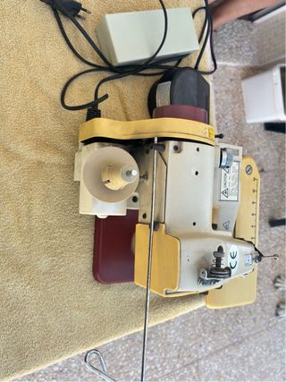 Máquina coser Treasure