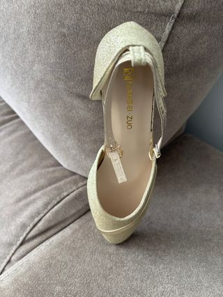 Zapato dorado NANBEL ZUO -talla 38