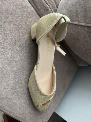 Zapato dorado NANBEL ZUO -talla 38