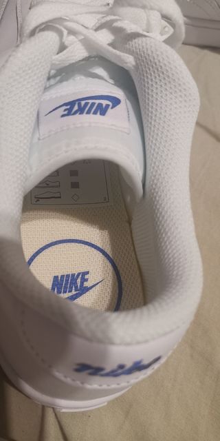 Zapatillas Nike Court Vintage Blancas - 43 nuevas
