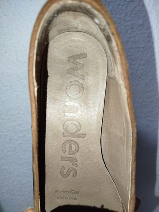 Zapatos Wonders marrón, talla 37