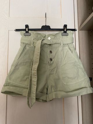 Bermudas Zara - Verde Oliva - Talla S
