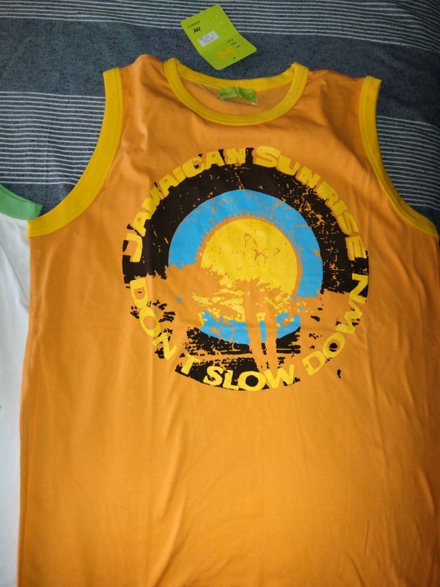 2 Camisetas tirantes niño talla 16
