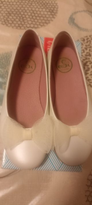 Bailarinas niña color anacardo beig
