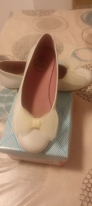 Bailarinas niña color anacardo beig
