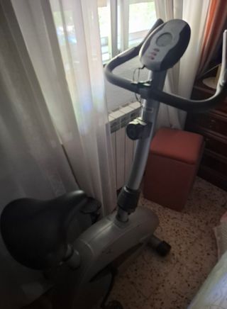 Bicicleta estática Domyos MG 2000