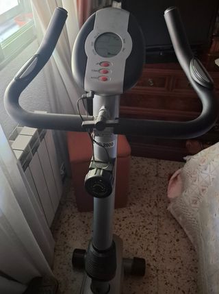 Bicicleta estática Domyos MG 2000