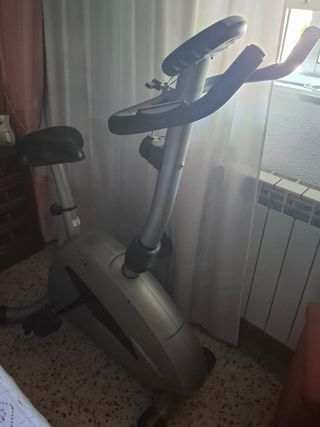 Bicicleta estática Domyos MG 2000