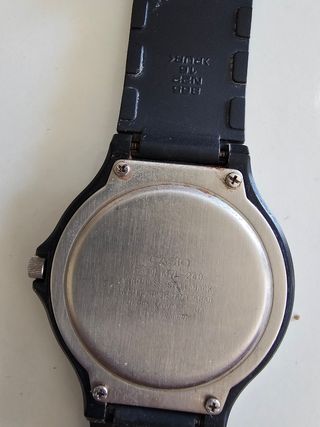 Reloj Casio Vintage Negro-Naranja